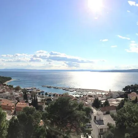 4 * Baška Voda